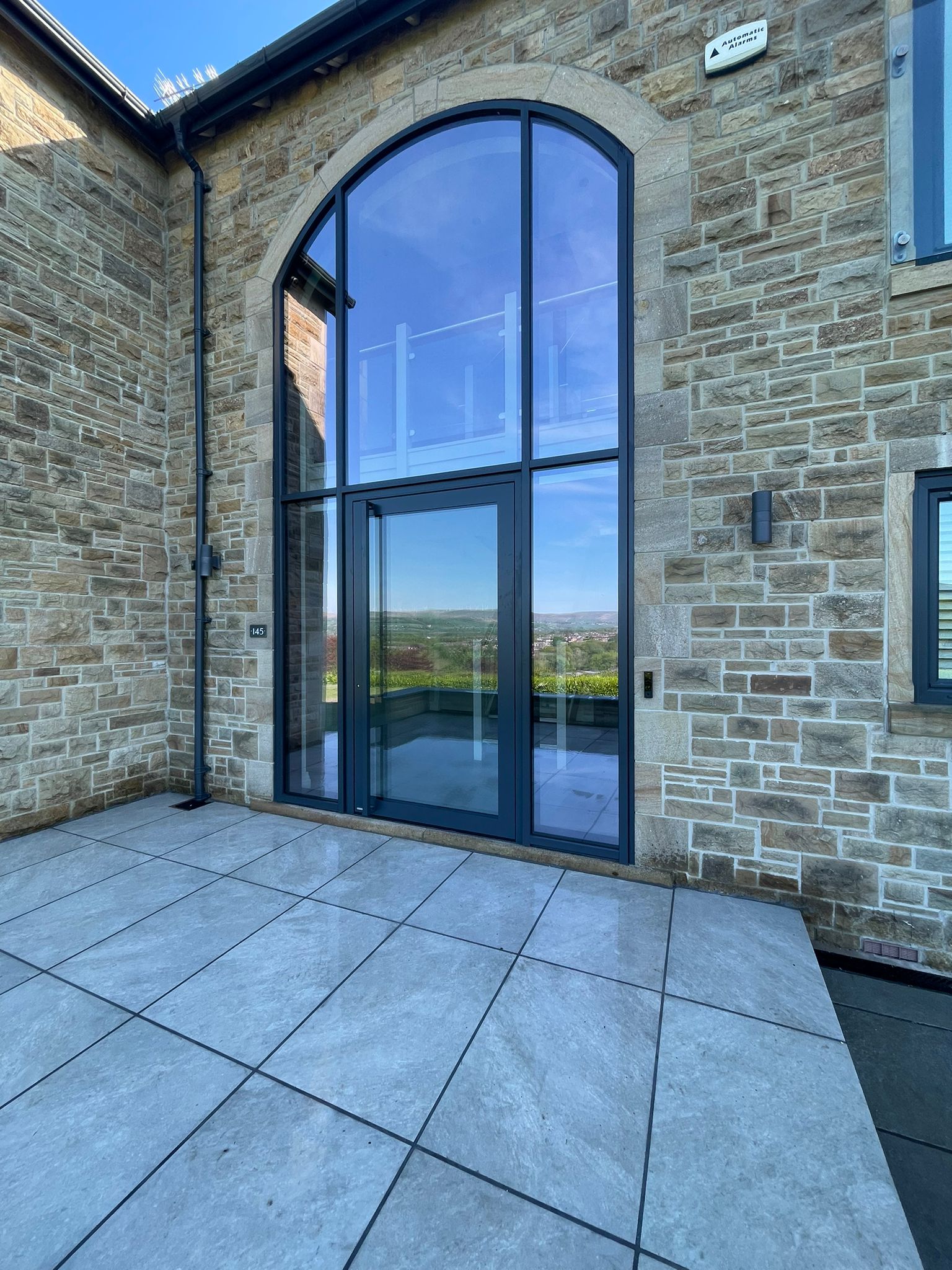 Aluminium-framed structural glazing exterior view